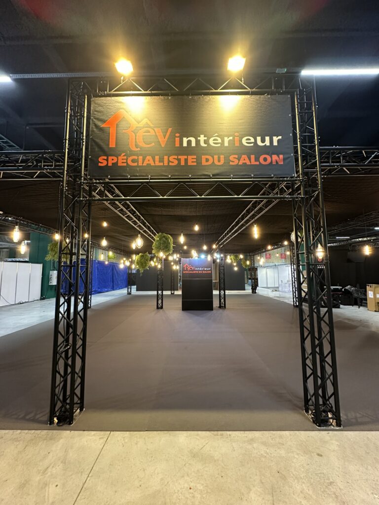 stand-truss-structure-trade-show